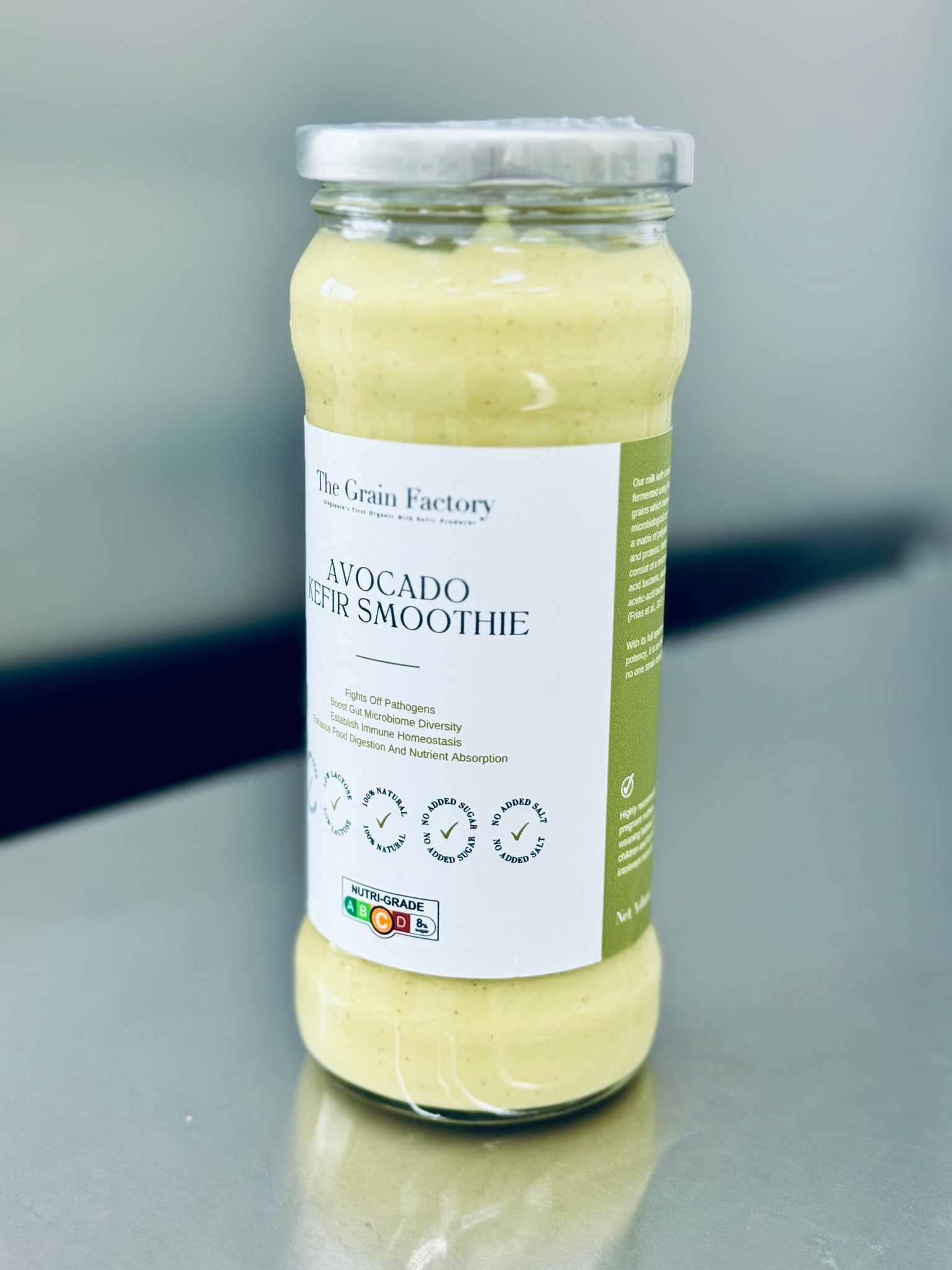 Avocado kefir smoothie